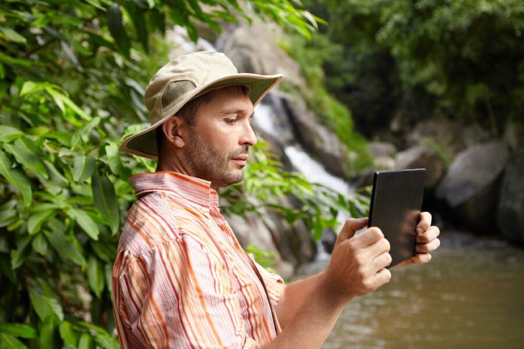 How to Read a Fish Finder