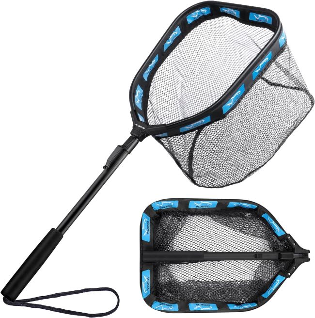 PLUSINNO Floating Fishing Net with rubber-coated mesh used on a Texas lake